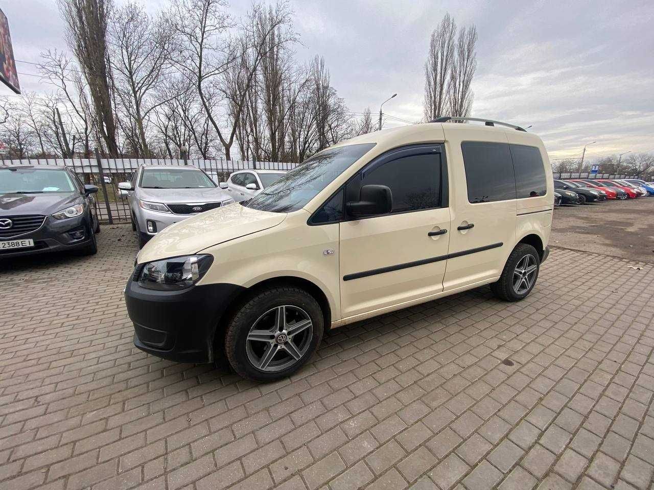 Volkswagen Caddy 2013 року 1,6 л./дизель