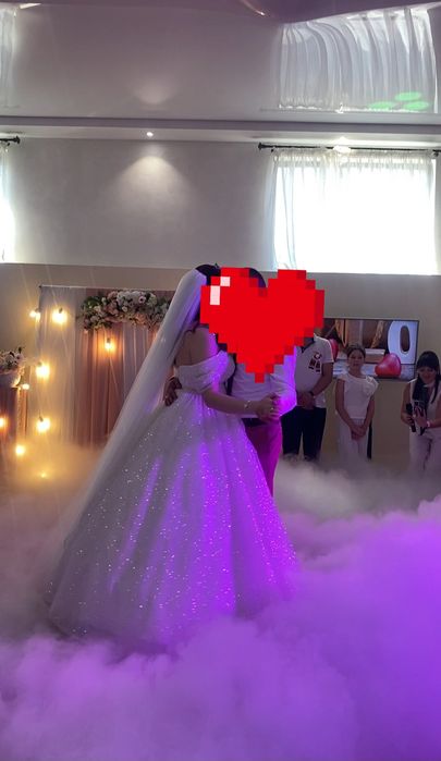 Продам весільну сукню сукню