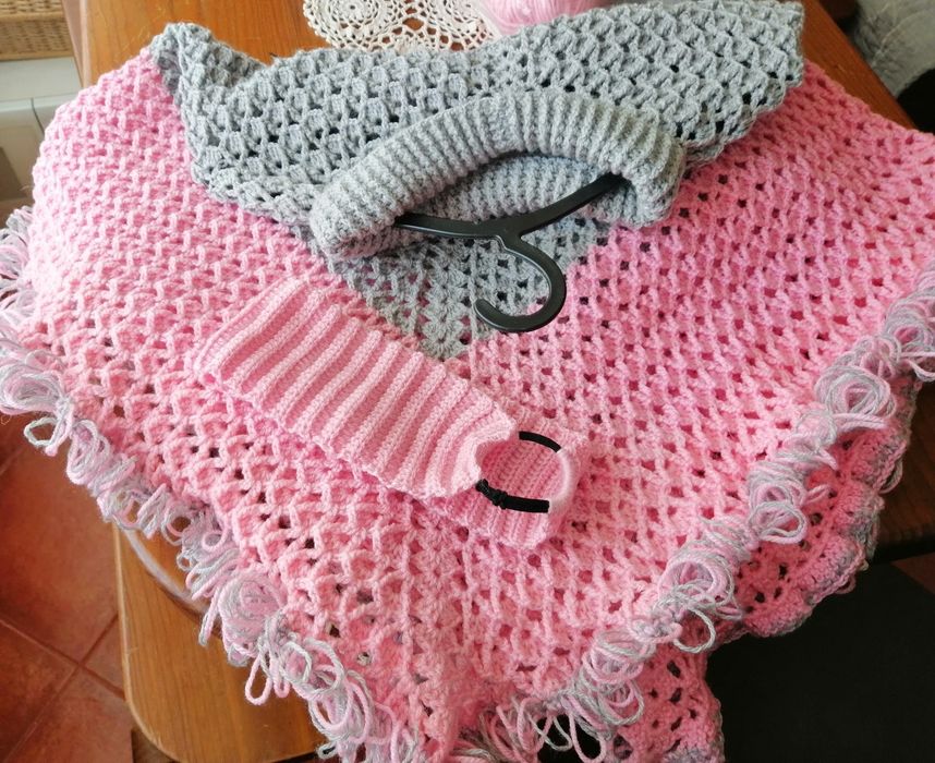 Poncho. Xailes. Mantas