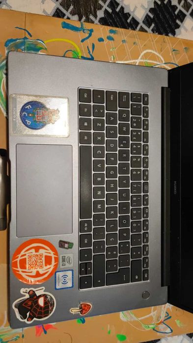 Notebook HUAWEI - para peças