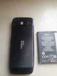 Nokia E52 Nokia 6220c-1