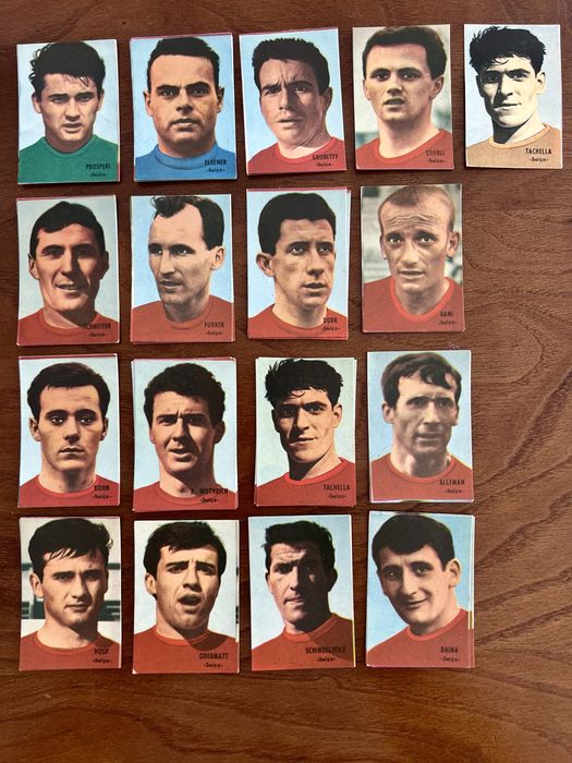 Cromos no jogadores de futebol do mundial de 66/67