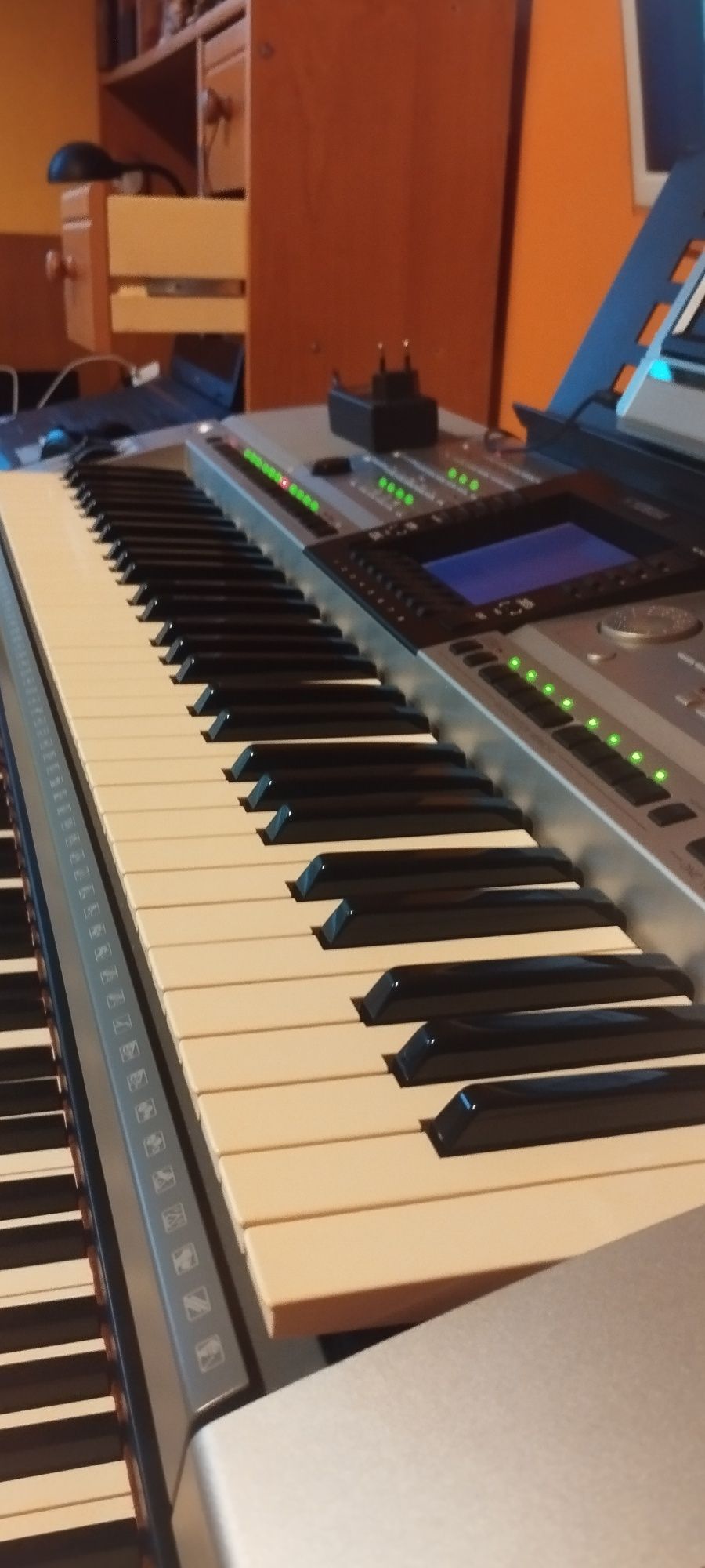 Sprzedam Yamaha PSR 3000
