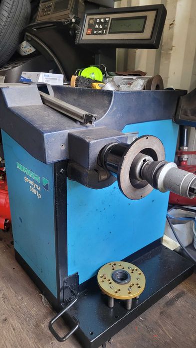 Wyważarka Hofmann 5001P docisk felgi