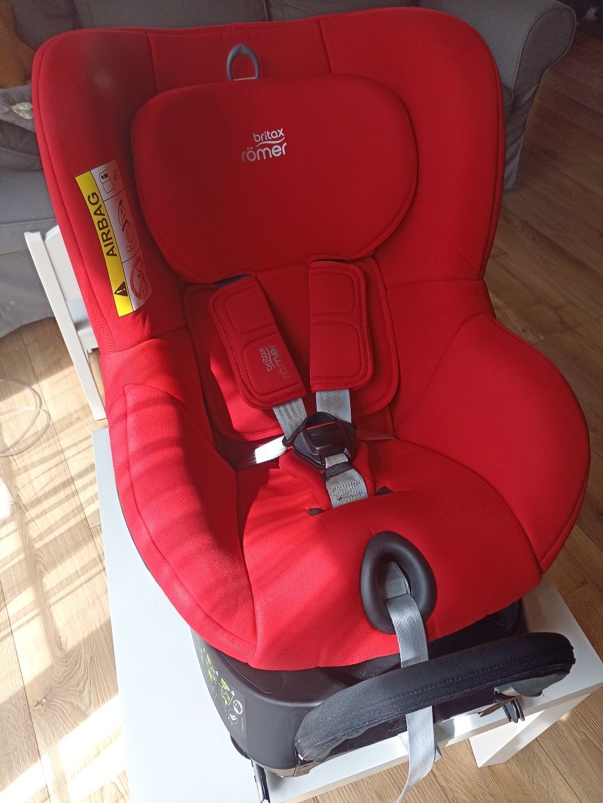 Fotelik samochodowy Britax Römer Dualfix 2 R czerwony ADAC  4