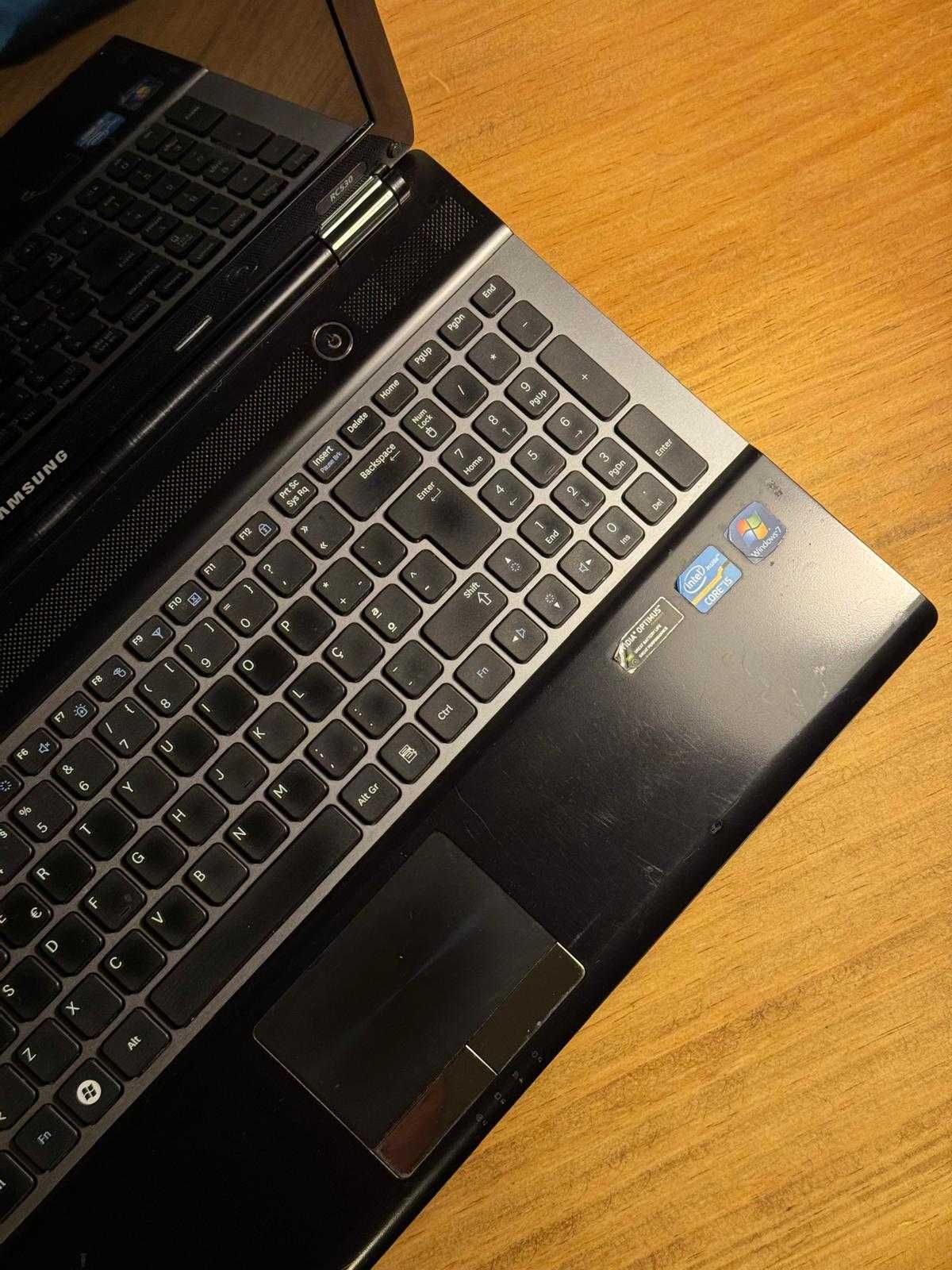 Portátil Samsung i5 - modelo NP-RC530