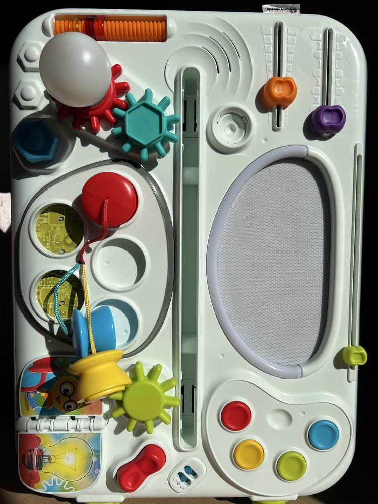 Розвиваючий ігровий музцентр столик Baby Einstein Curiosity Table