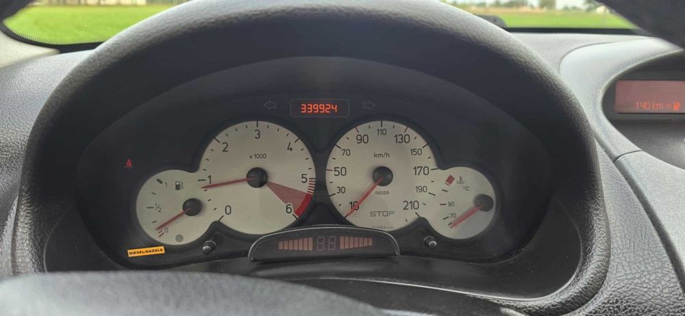 Peugeot 206 1.4HDI 2006r 5 drzwi climatronic