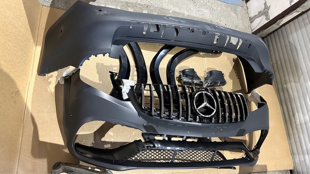 Обвес бампера решетка расширители Body kit Mercedes GLS 63 AMG X166