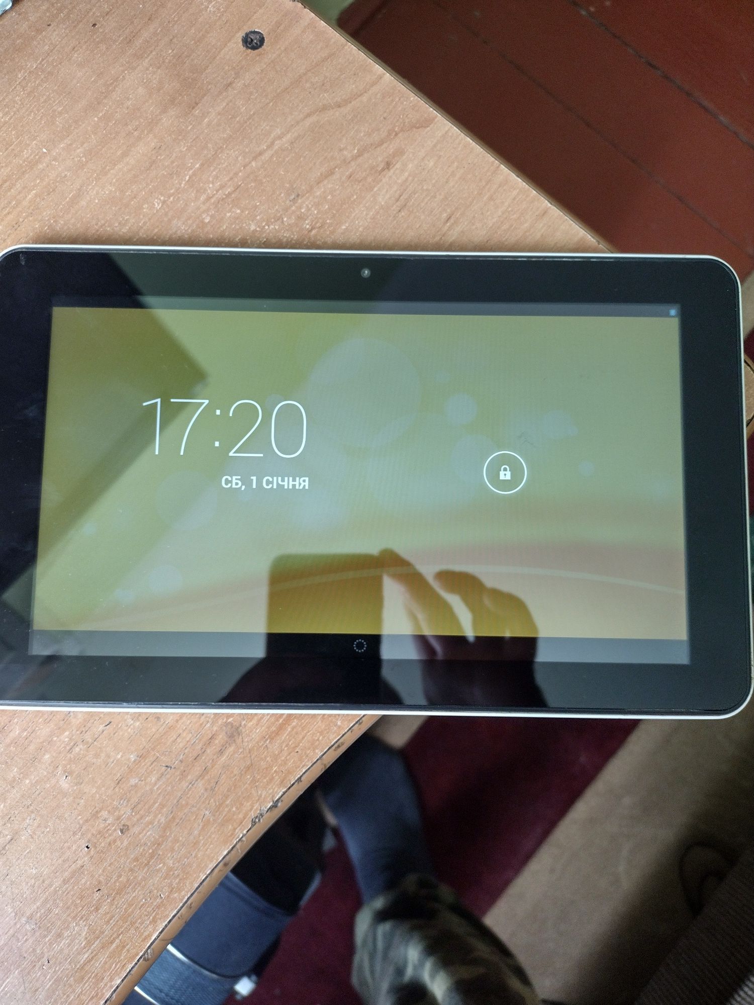 На запчастини планшет 10.1" Trekstor Volks 2/16Gb 4 ядра 8000mAh