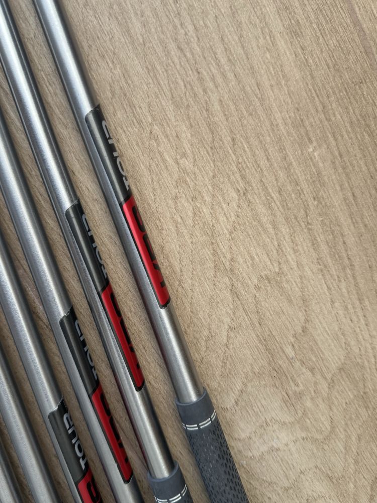 Material diverso de golfe