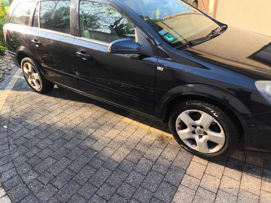 sprzedam Opel Astra H 1.6 bęzyna