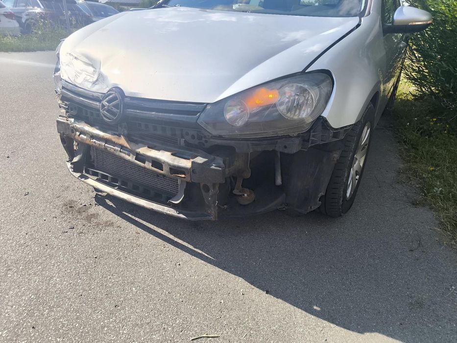 VW Golf VI  2.0 TDI  2009 rok