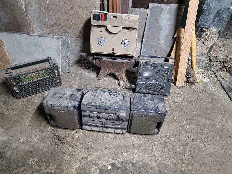 Продается винтажная радио аудио видео техника