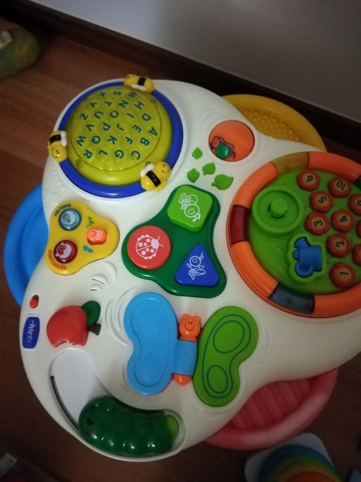 Mesa didáctica Chicco