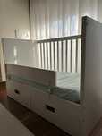Cama de grades/ Berço Stuva (Ikea) e colchão