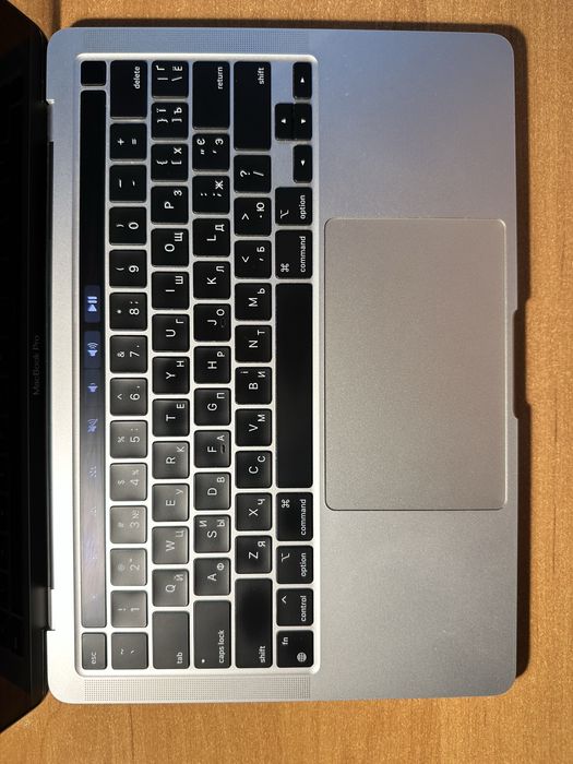 MacBook Pro m1 13 2020 8/256