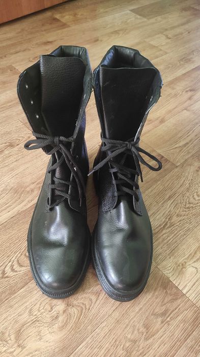 Продам чоловічі робочі черевики р. 44