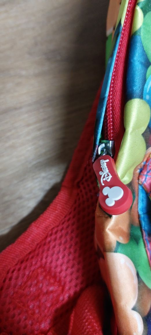 Mochilas / Troley Disney Mickey e Batman