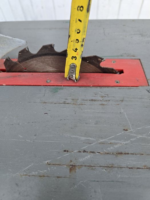 Piła stołowa-krajzega niemiecka 720 W