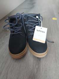 Botas novas lefties