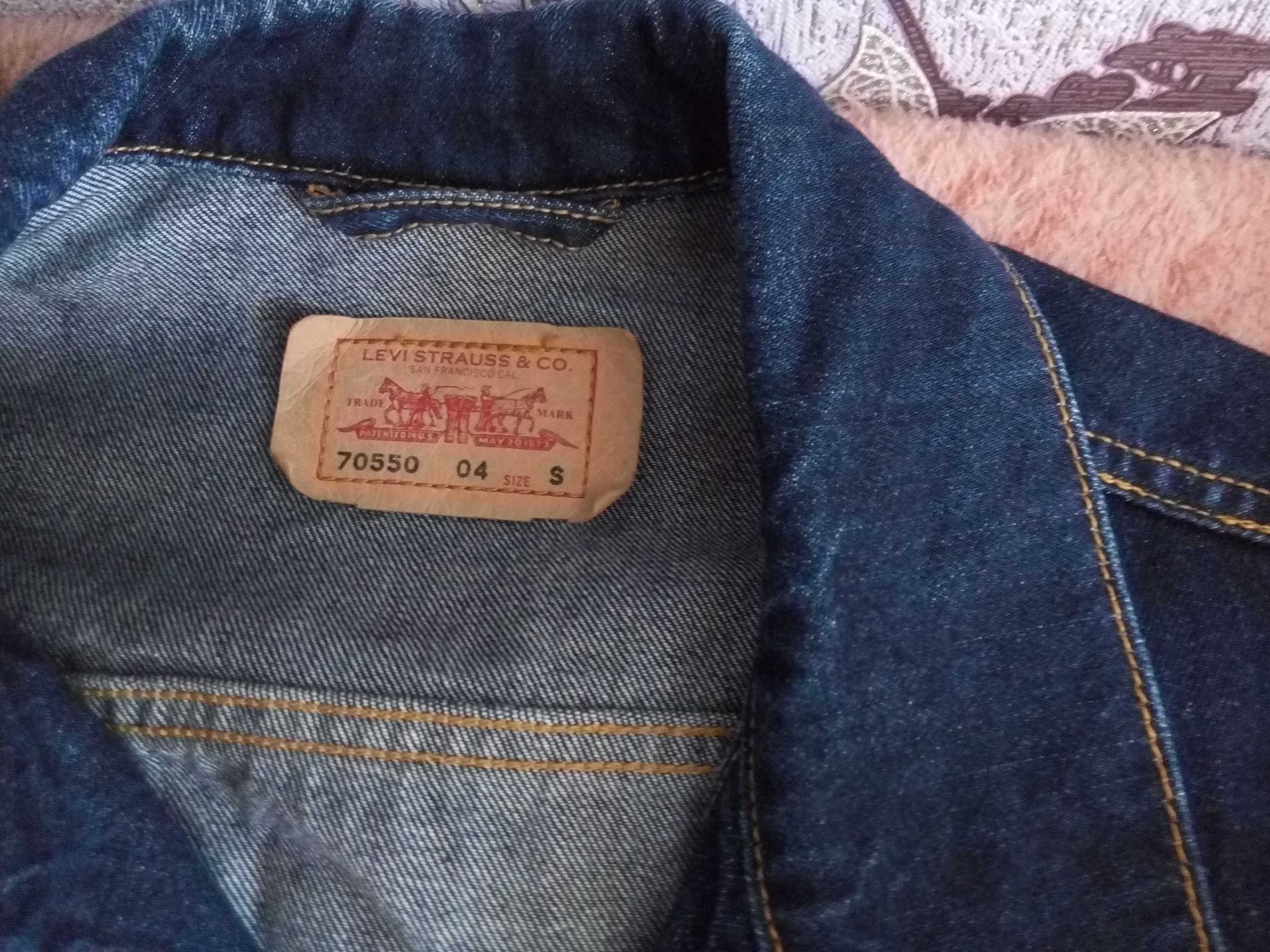 Куртка джинсова чоловіча LEVI STRAUSS & CO розмір S