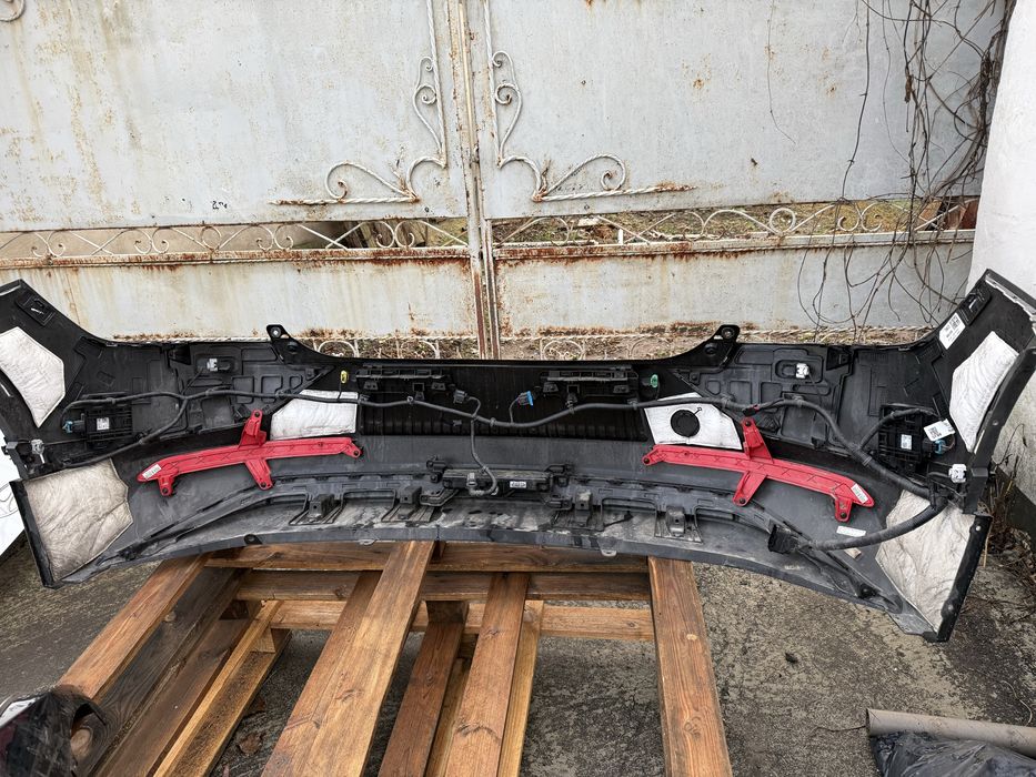 Продам бампер задній KIA EV6 , комплектний