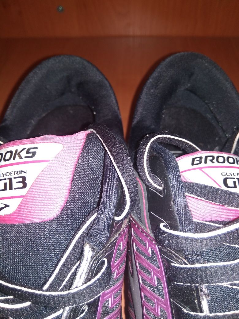 Кросівки жіночі р.40, 25 см. brooks glicerin g13 2015 года