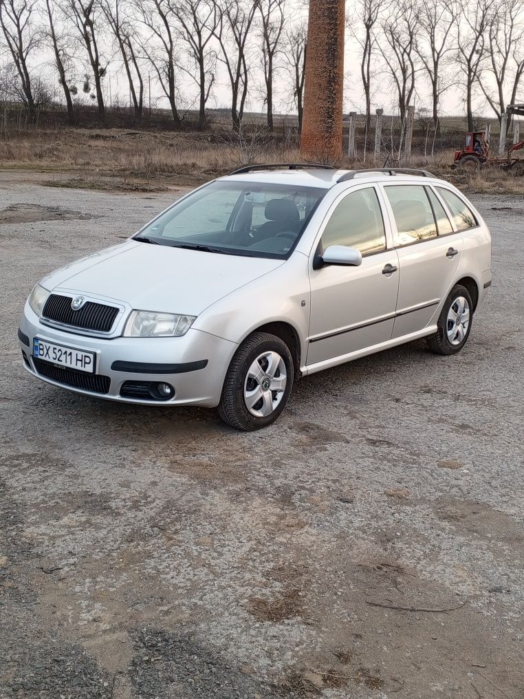 Авто skoda fabia