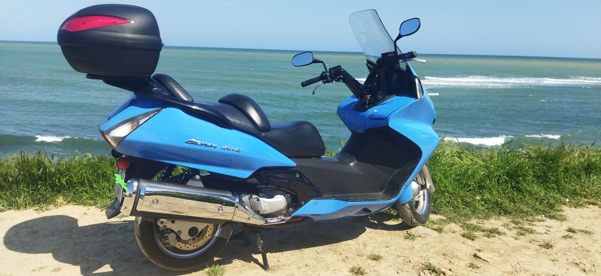 Honda Silver Wing 600 Хонда Сильвер Винг 
Очень бодрый и комфортны