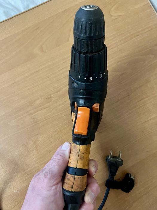 Шуруповерт Дніпро М МДШ-600