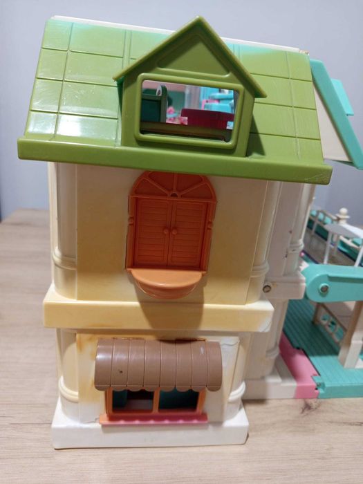 Casa bonecas e Conjunto de cozinha infantil