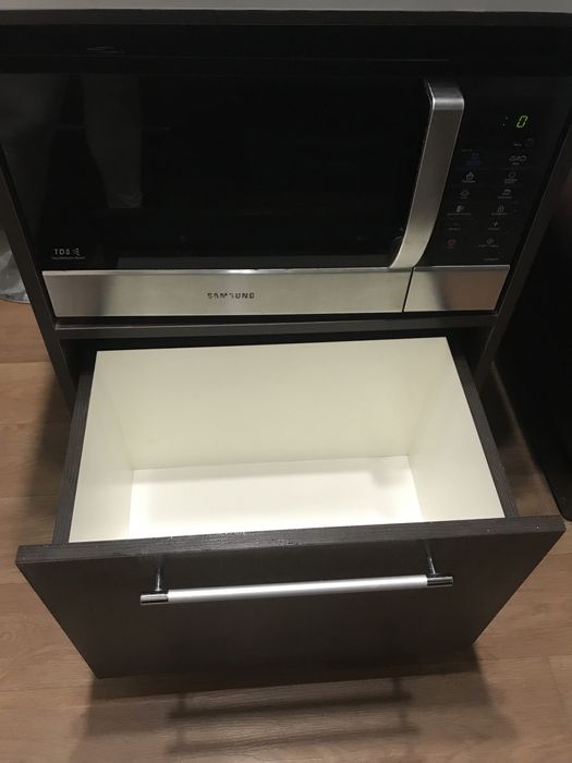 Стол барный кухонный с нишей для микроволновой печи