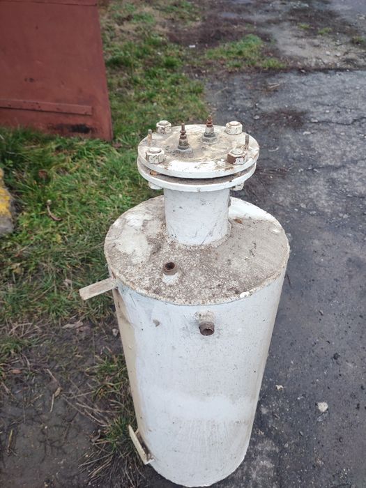 Продам бойлер білий. Буржуйка