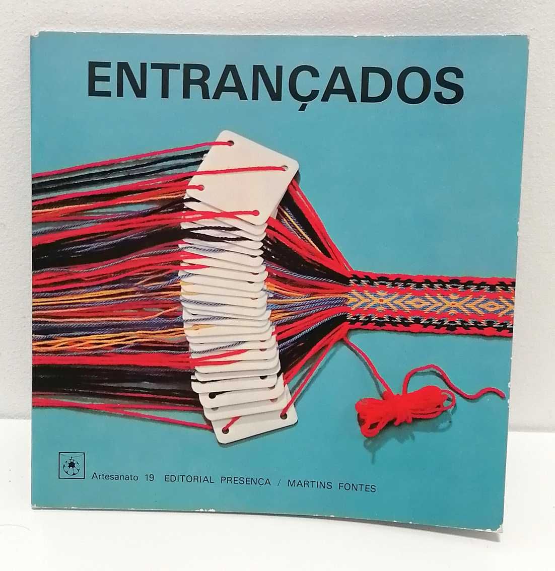 2 Mini brochuras sobre Macramé e Entrançados