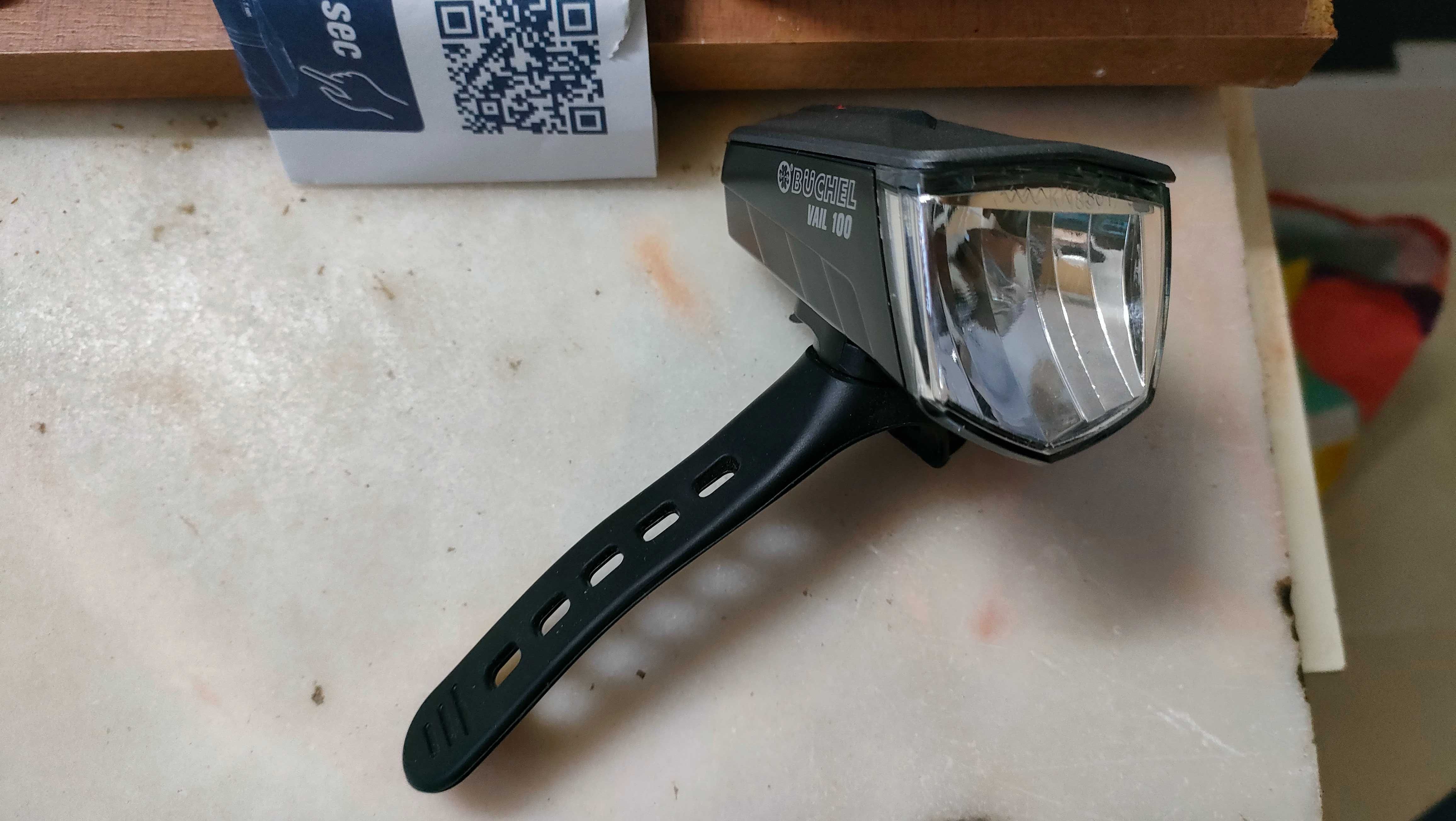 LUZ BICICLETA frontal Vail 100 lux