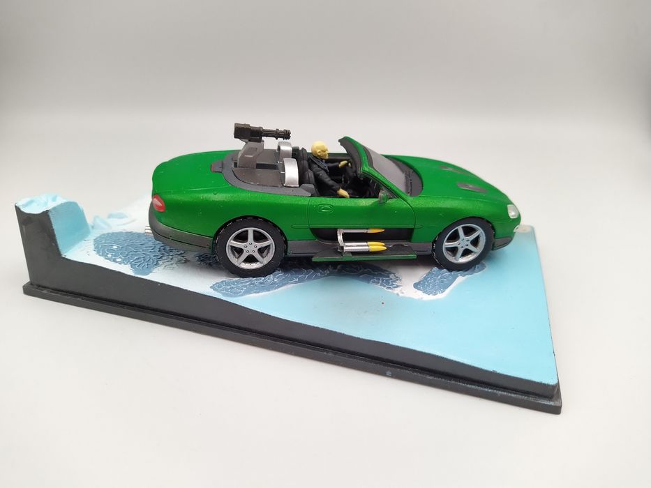 Jaguar XJR James Bond collection Eaglemoss 1:43