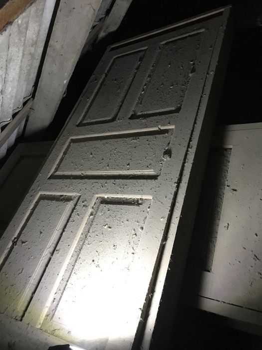 Продам двері деревяні