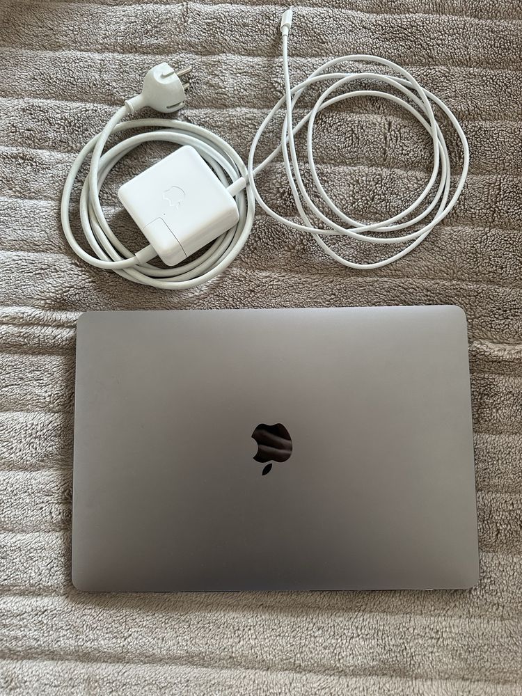 Macbook Pro 13’ touchbar 2016