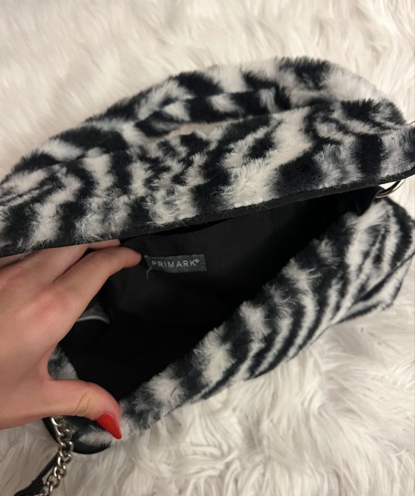 torebka futerko zebra primark bagietka