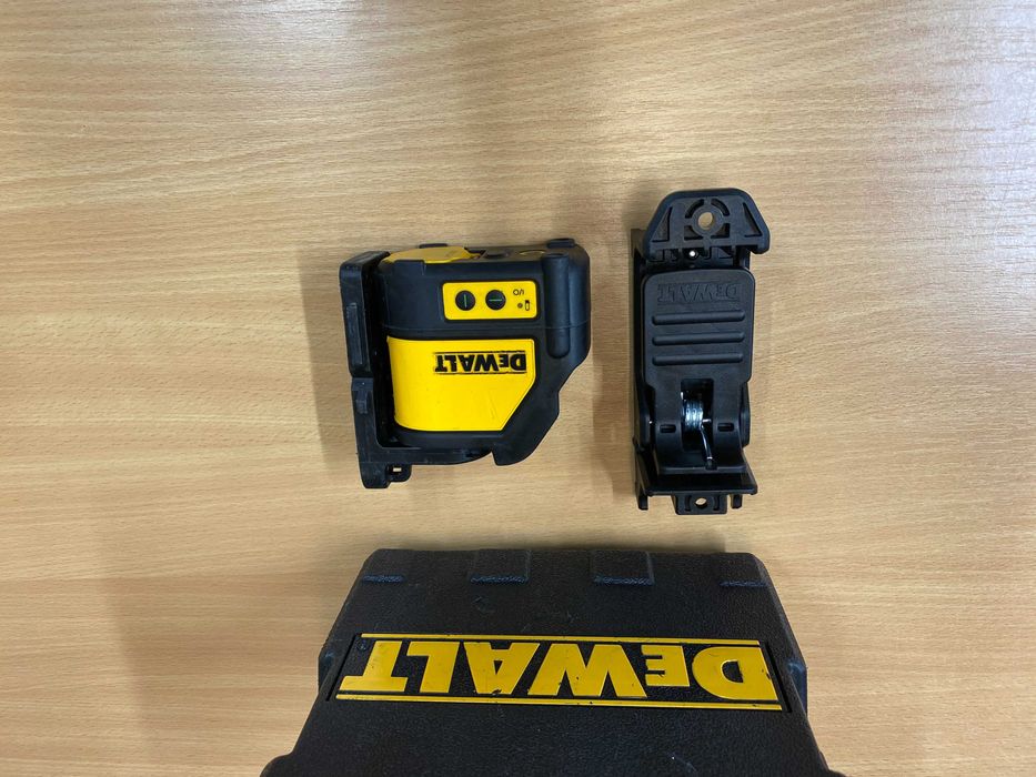 Poziomica laserowa DeWalt DW088CG zielony laser DeWalt DW088CG