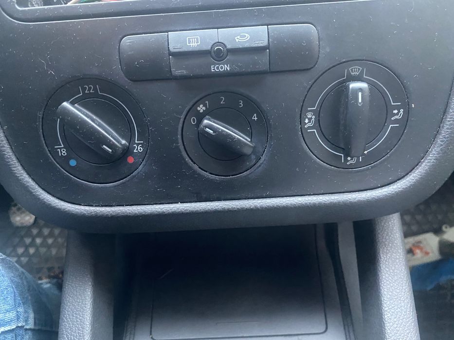 Volkswagen GOLF V 5 без пробігу по Україні. Бензин MPI.