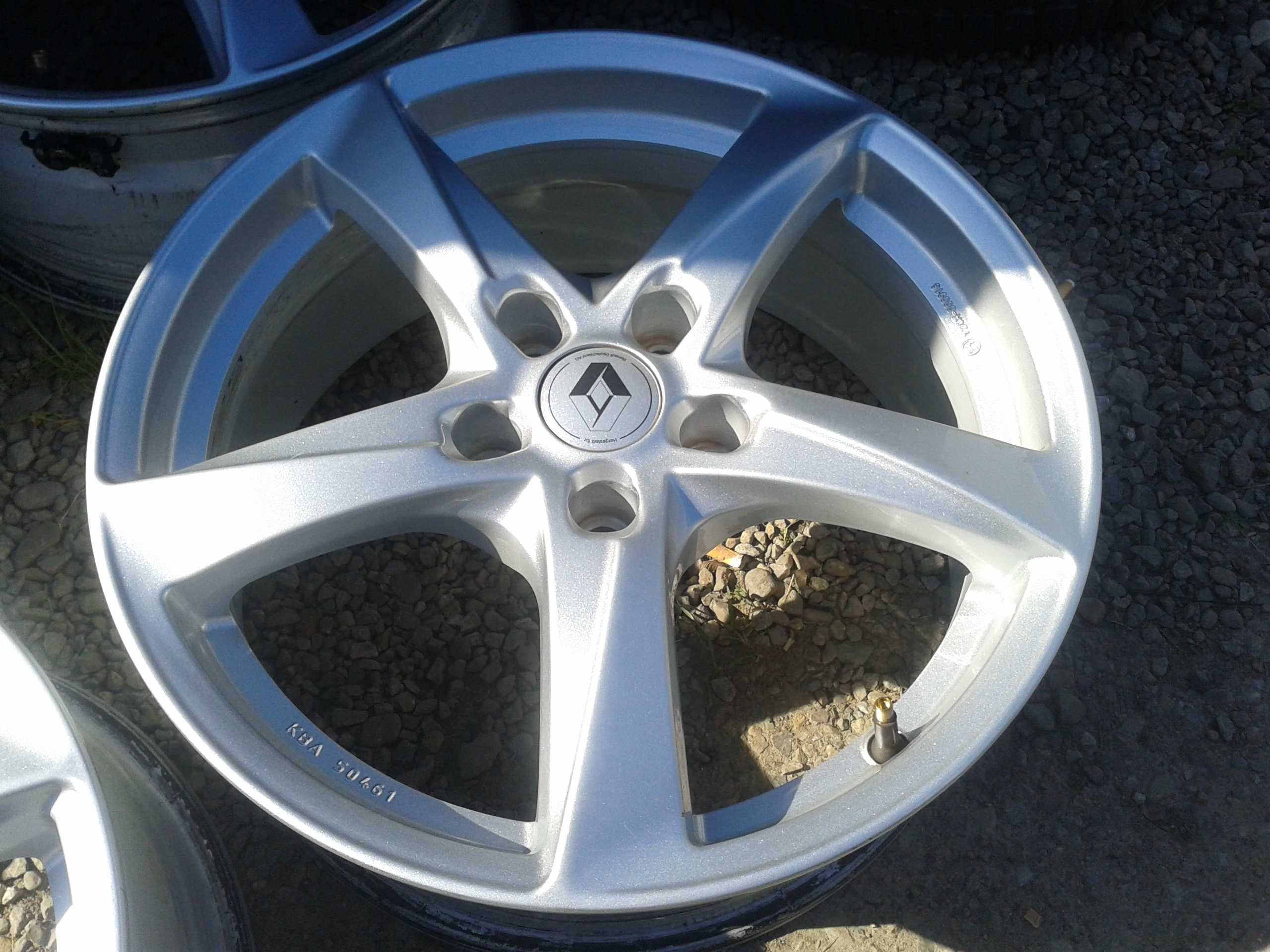oryginalne r17 felgi toyota auris corolla avensis verso rav4 chr camry