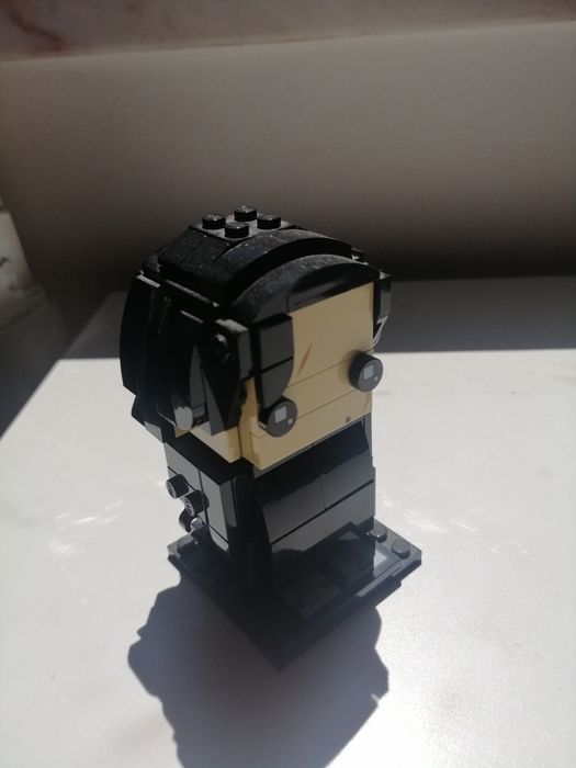 Vendo figura lego LEIA A LEGENDA!!!