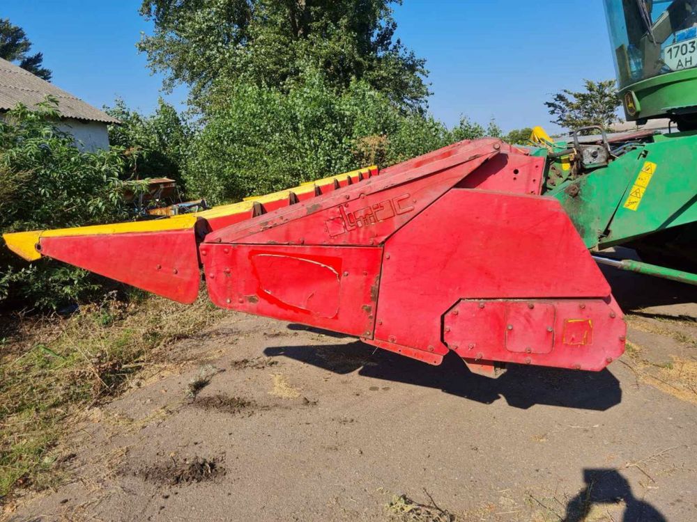 Кукурудзяна жатка