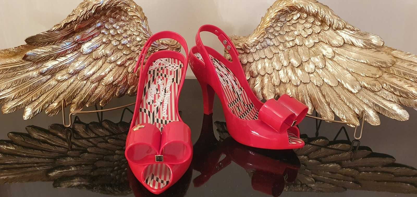 Sandałki damskie czerwone Vivienne Westwood