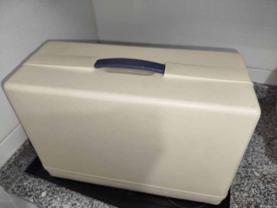 Mala de máquina de costura