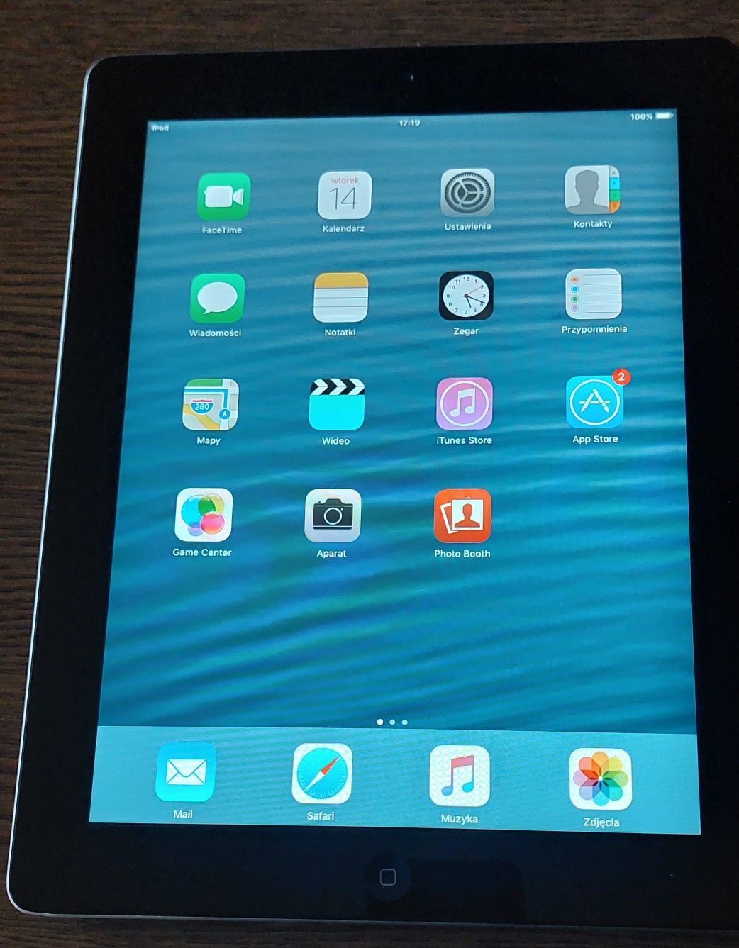 iPad 2 A 1395 16Gb plus etui