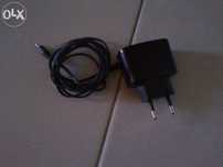 Carregador Nokia Original c/entrada universal-em bom estado