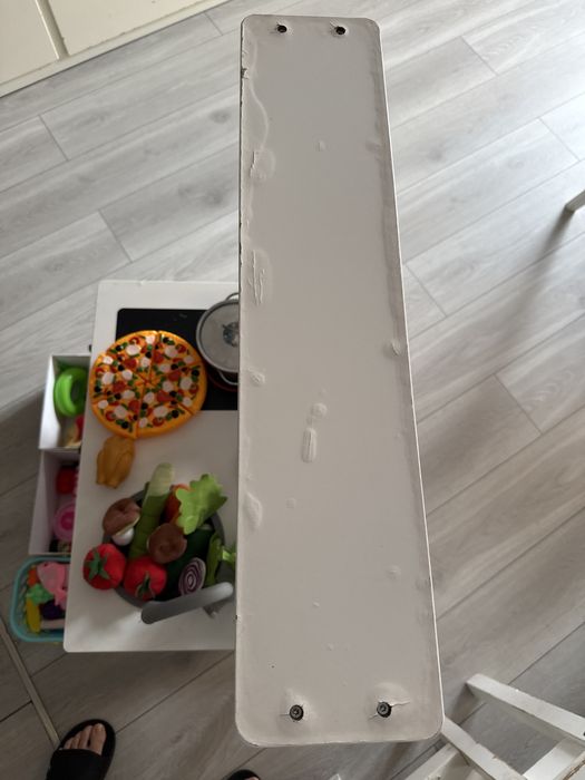 Kuchnia ikea z akcesoriami garnki warzywa owoce pizza ryby duży zestaw